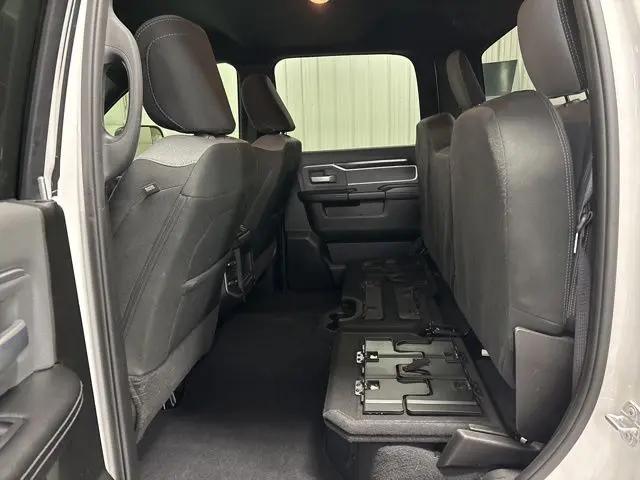 2022 Ram 3500 Big Horn Crew Cab 4x4 6'4" Box