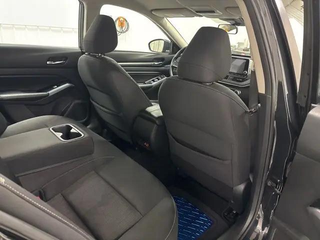 2021 Nissan Altima SV FWD