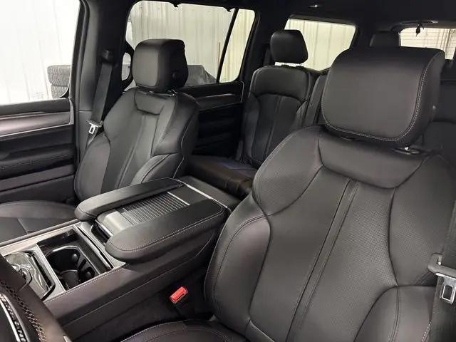 2026 Jeep Grand Wagoneer Limited Altitude 4x4