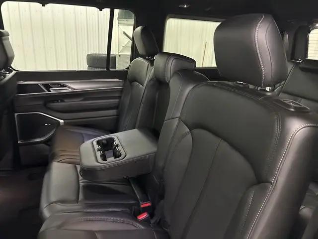 2026 Jeep Grand Wagoneer Limited Altitude 4x4