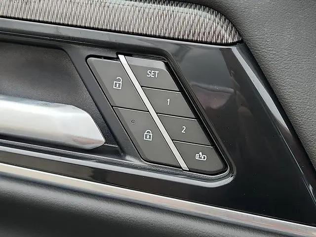 2026 GMC Yukon XL 4WD Elevation
