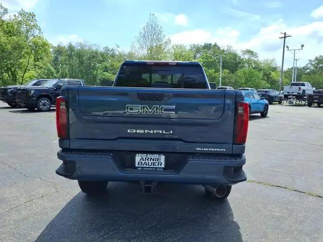 2026 GMC Sierra 2500HD Crew Cab, Standard Bed, Denali Ultimate, 4WD