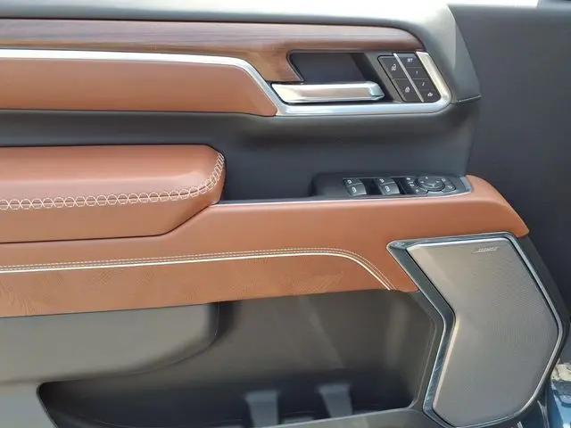 2026 GMC Sierra 2500HD Crew Cab, Standard Bed, Denali Ultimate, 4WD