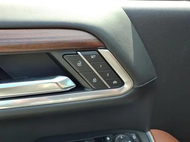 2026 GMC Sierra 2500HD Crew Cab, Standard Bed, Denali Ultimate, 4WD