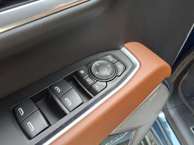 2026 GMC Sierra 2500HD Crew Cab, Standard Bed, Denali Ultimate, 4WD
