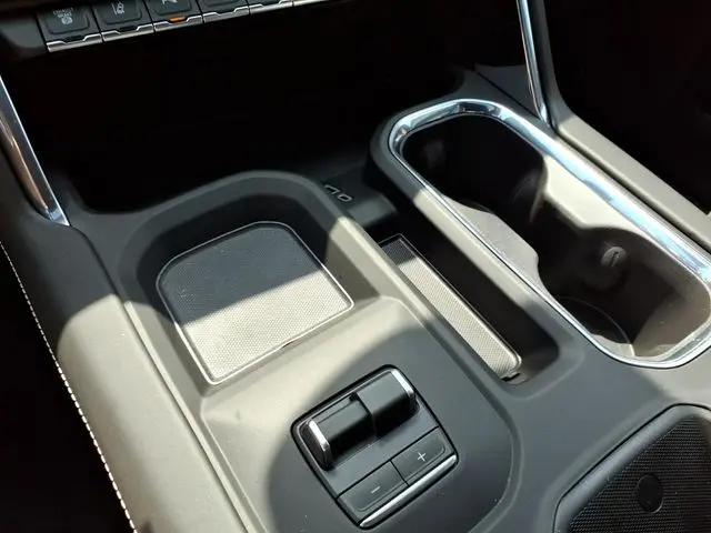 2026 GMC Sierra 2500HD Crew Cab, Standard Bed, Denali Ultimate, 4WD