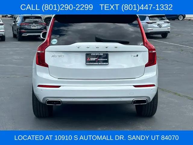 2020 Volvo XC90 T6 Momentum 7 Passenger