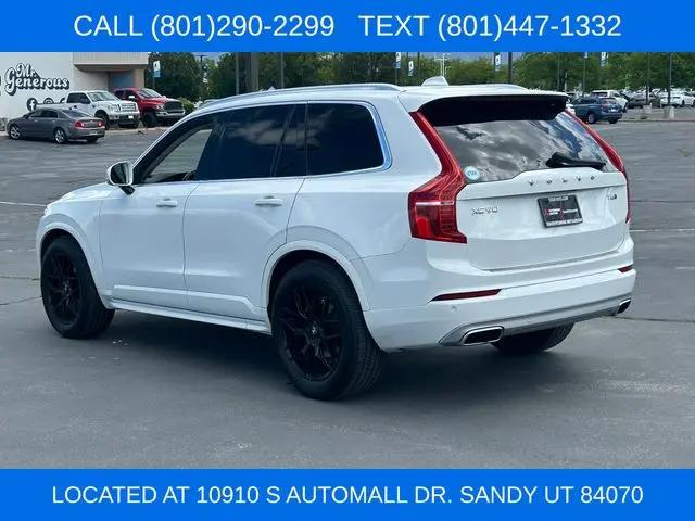 2020 Volvo XC90 T6 Momentum 7 Passenger