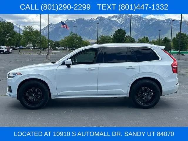 2020 Volvo XC90 T6 Momentum 7 Passenger
