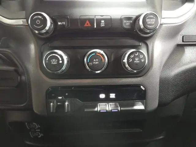 2024 Ram 3500 Big Horn Crew Cab 4x4 8' Box