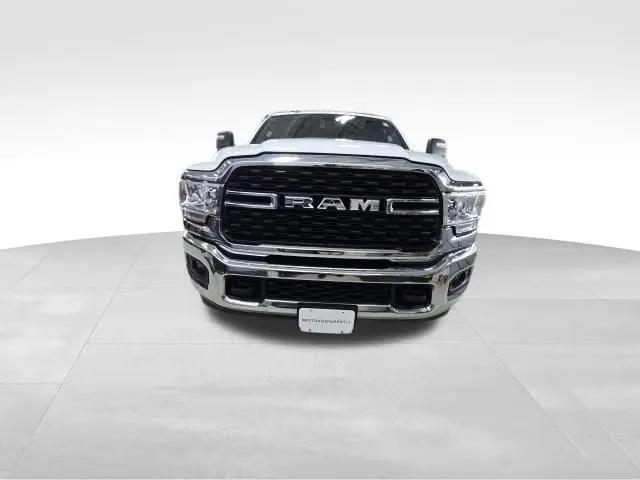 2024 Ram 3500 Big Horn Crew Cab 4x4 8' Box