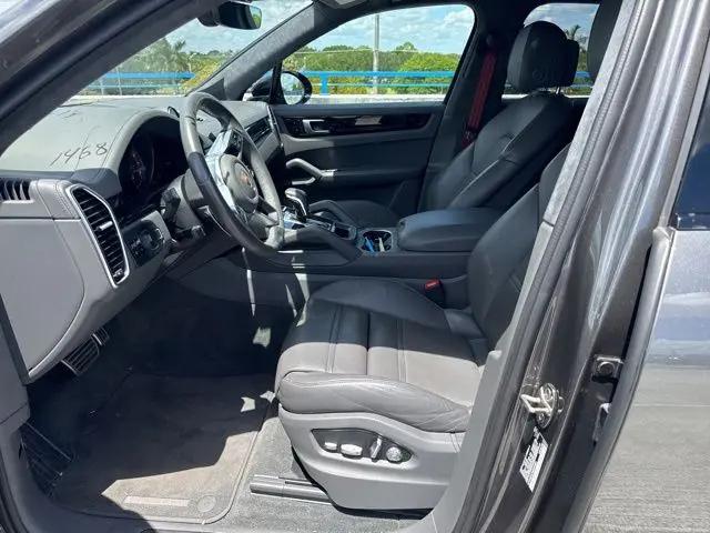 2021 Porsche Cayenne GTS