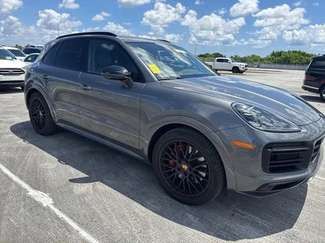2021 Porsche Cayenne GTS