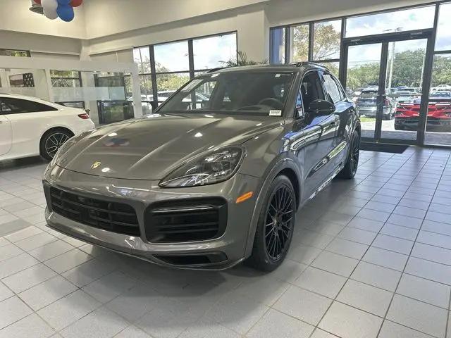 2021 Porsche Cayenne GTS
