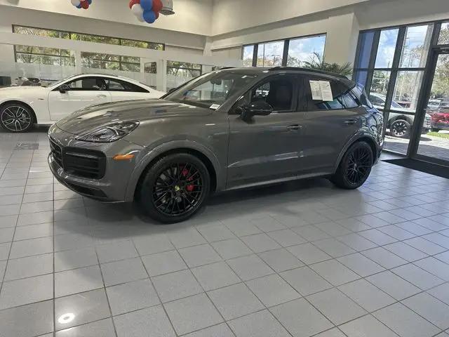 2021 Porsche Cayenne GTS