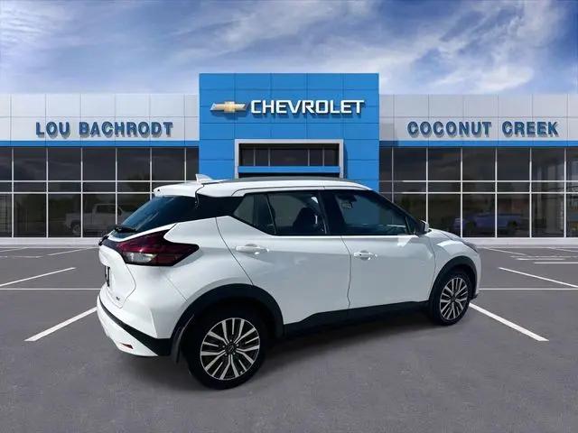 2023 Nissan Kicks SV Xtronic CVT