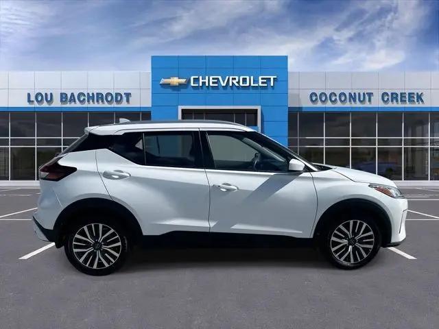 2023 Nissan Kicks SV Xtronic CVT