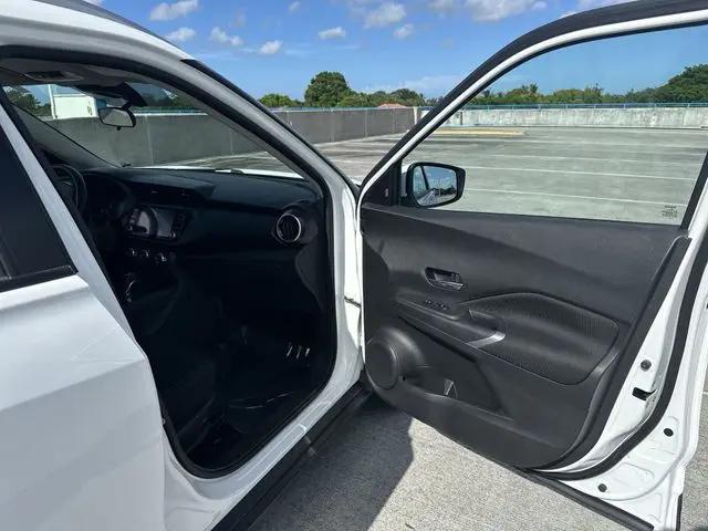 2023 Nissan Kicks SV Xtronic CVT