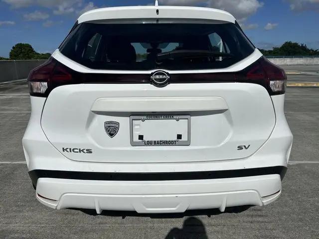 2023 Nissan Kicks SV Xtronic CVT