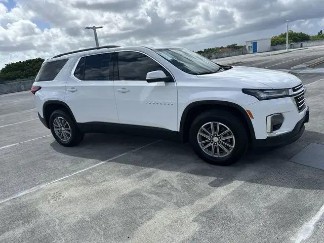 2023 Chevrolet Traverse FWD LT Leather