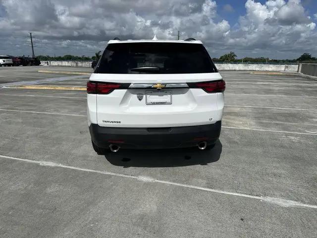 2023 Chevrolet Traverse FWD LT Leather