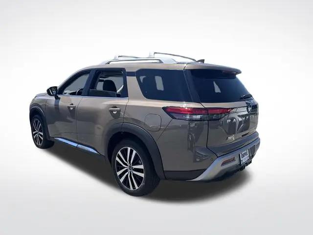 2023 Nissan Pathfinder Platinum 4WD