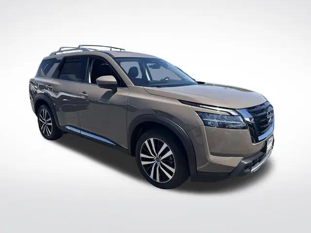 2023 Nissan Pathfinder Platinum 4WD