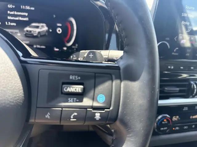 2023 Nissan Pathfinder Platinum 4WD