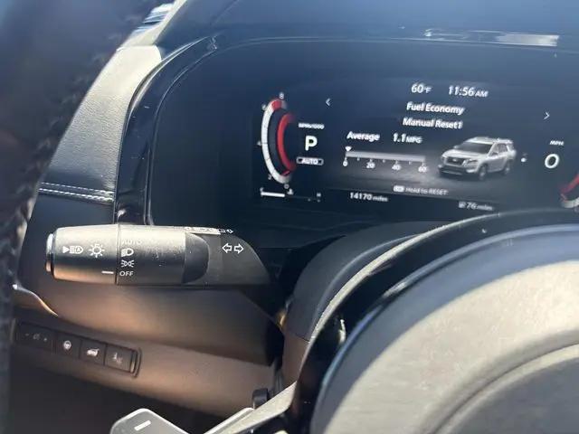 2023 Nissan Pathfinder Platinum 4WD