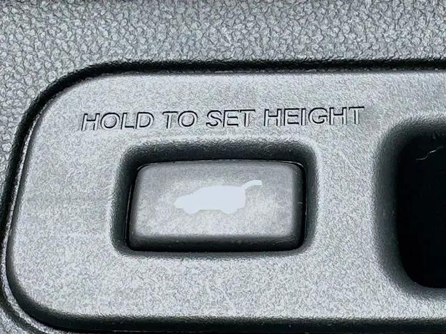 2023 Honda Pilot 2WD Touring