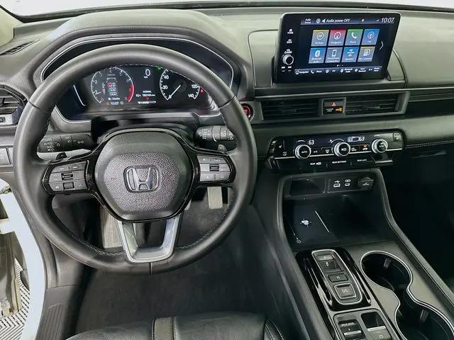 2023 Honda Pilot 2WD Touring