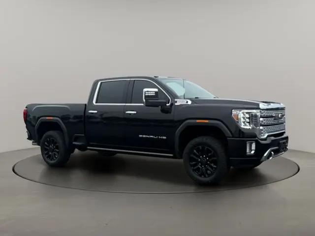 2022 GMC Sierra 2500HD 4WD Crew Cab Standard Bed Denali