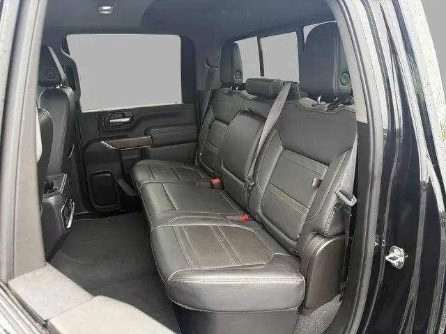 2022 GMC Sierra 2500HD 4WD Crew Cab Standard Bed Denali