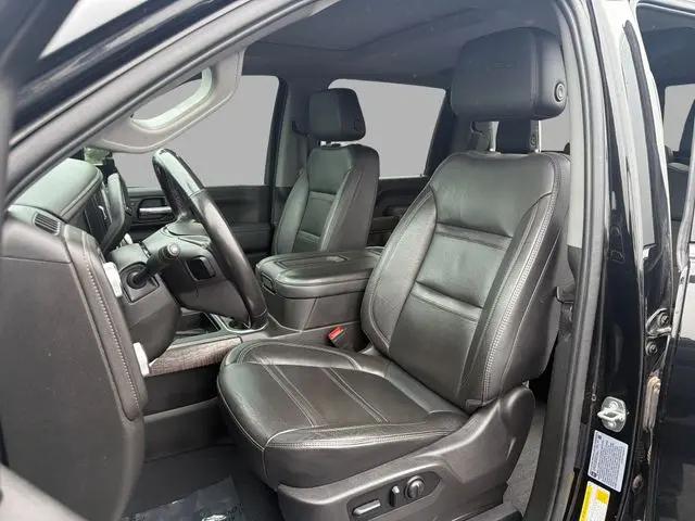 2022 GMC Sierra 2500HD 4WD Crew Cab Standard Bed Denali