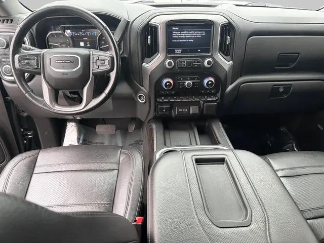 2022 GMC Sierra 2500HD 4WD Crew Cab Standard Bed Denali