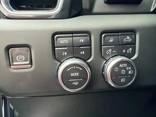 2024 GMC Sierra 3500HD 4WD Crew Cab Long Bed Denali