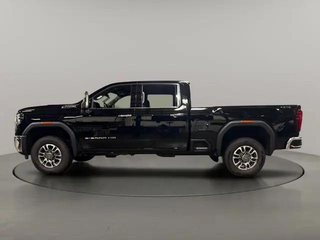 2026 GMC Sierra 2500HD Crew Cab, Standard Bed, SLT, 4WD