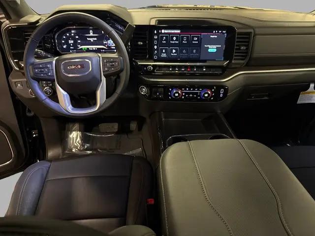 2026 GMC Sierra 2500HD Crew Cab, Standard Bed, SLT, 4WD