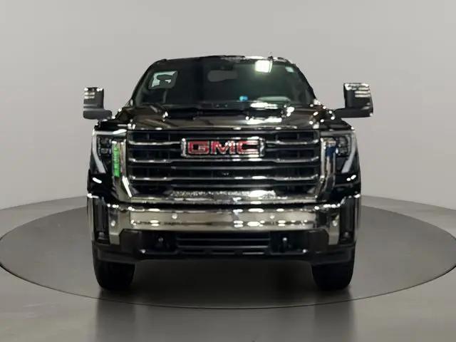 2026 GMC Sierra 2500HD Crew Cab, Standard Bed, SLT, 4WD