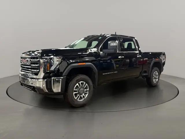 2026 GMC Sierra 2500HD Crew Cab, Standard Bed, SLT, 4WD