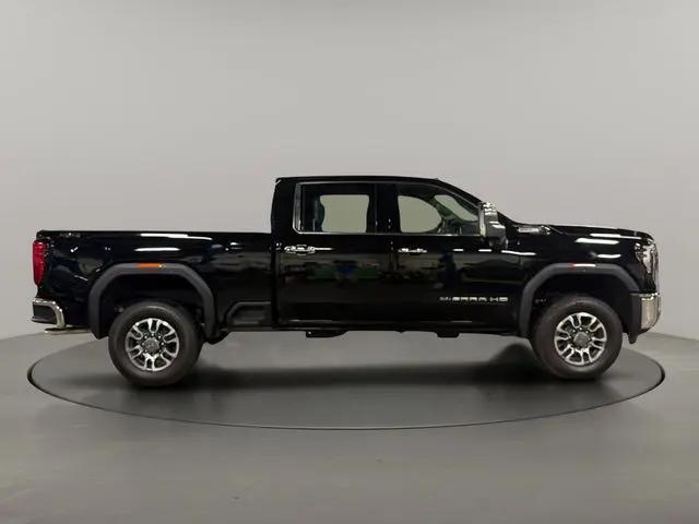 2026 GMC Sierra 2500HD Crew Cab, Standard Bed, SLT, 4WD
