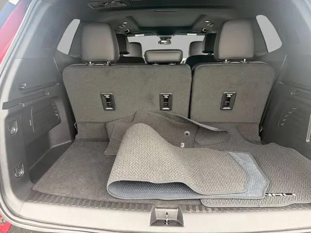 2025 GMC Acadia FWD Denali