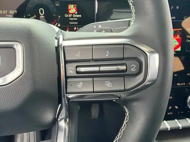 2025 GMC Acadia FWD Denali