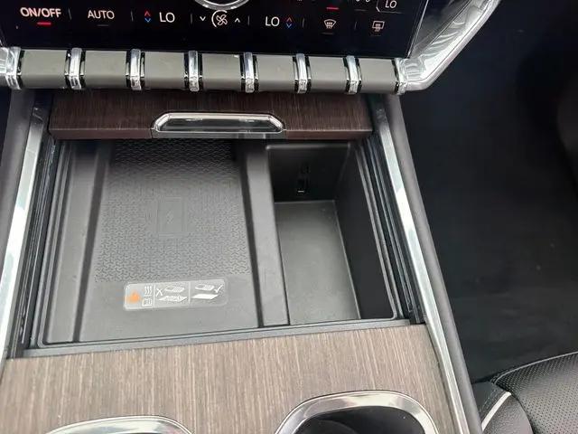 2025 GMC Acadia FWD Denali