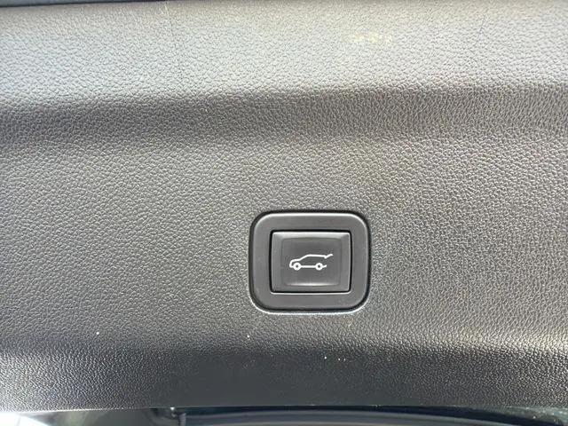 2023 Chevrolet Tahoe 4WD Premier