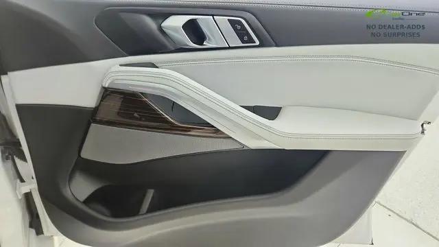 2026 BMW X6 xDrive40i