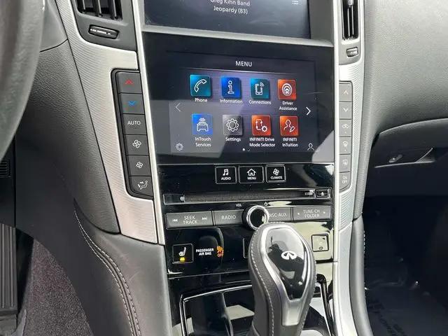 2022 INFINITI Q50 LUXE AWD