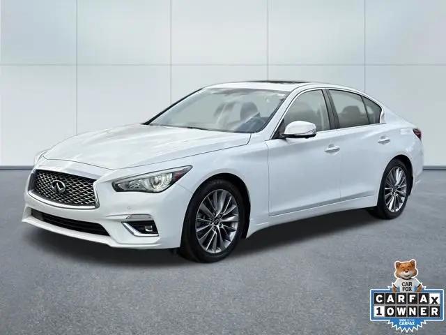 2022 INFINITI Q50 LUXE AWD