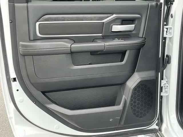 2024 Ram 2500 Big Horn Crew Cab 4x4 6'4" Box