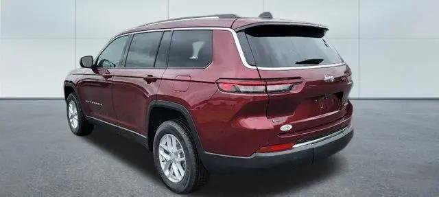 2022 Jeep Grand Cherokee L Laredo 4x2